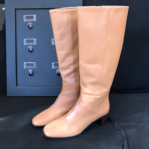 Tan Two-Tone Monterey Block Heel Tall Boots - Women’s 9 - Picture 2 of 9